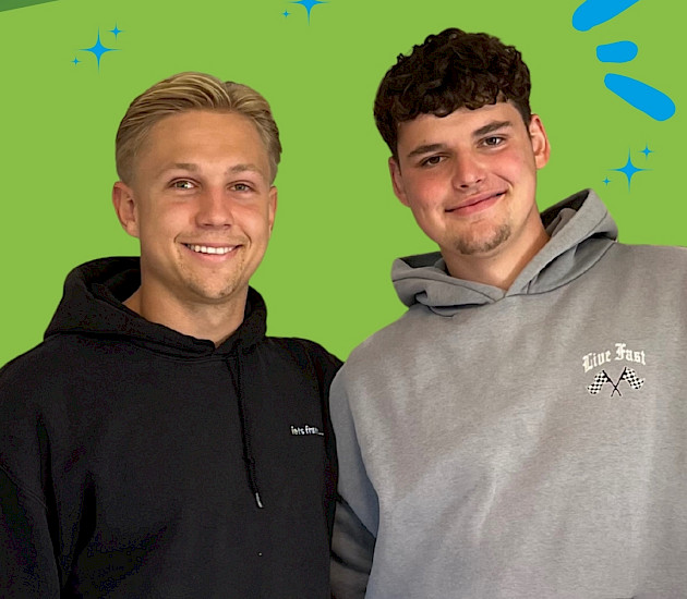 Tom und Thorge zusammen auf dem Foto, Tom ist mit dem Studium fertig, Thorge fängt an