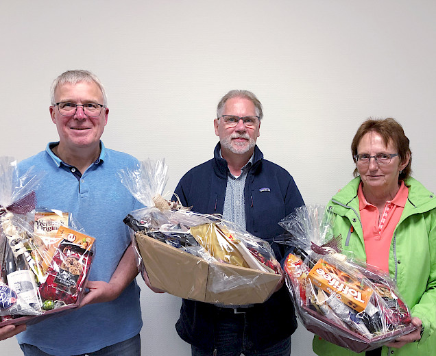 Tischtennis VfL Sittensen Verabschiedung Manfred Jäger Anne Rosemeyer Nils Voß Vorstand Tischtennis VfL Sittensen Verabschiedung Manfred Jäger Anne Rosemeyer Nils Voß Vorstand